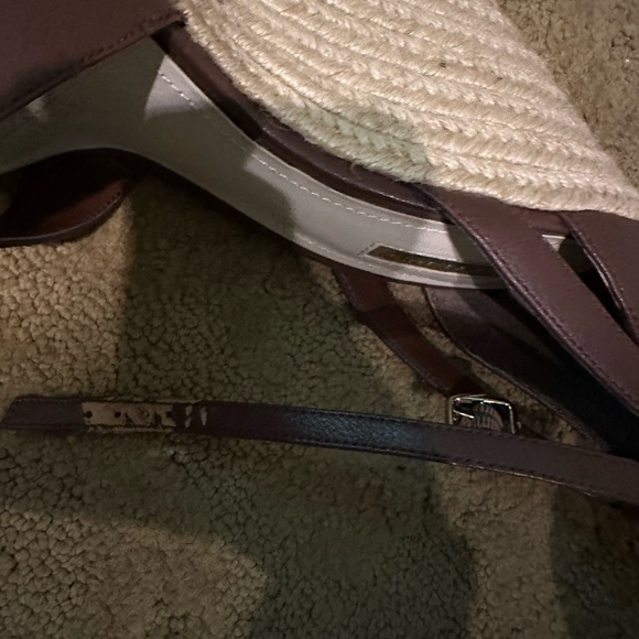 BCBG Ankle Strap Espadrille Wedge Sandals. Brown size 9 - Picture 5 of 8